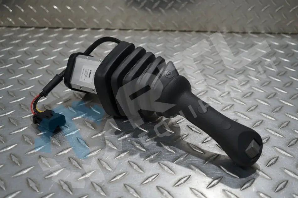 BOBCAT JOYSTICK LEFT HAND LIKE NEW TAKE-OFF PART | PN 7357446