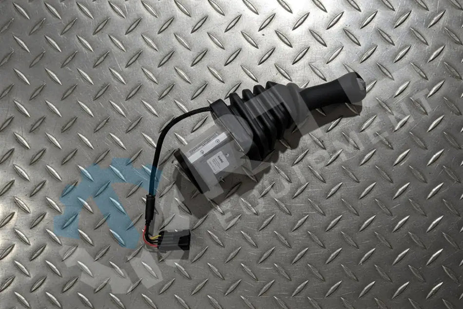 BOBCAT JOYSTICK LEFT HAND LIKE NEW TAKE-OFF PART | PN 7357446