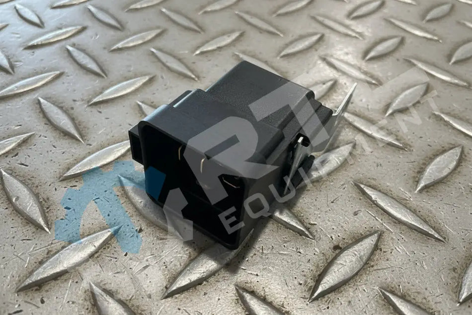 BOBCAT SWITCH RELAY MAGNETIC | PN 6651975