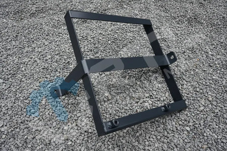 DEVELON BRACKET,BATTERY | PN 110406-04191A