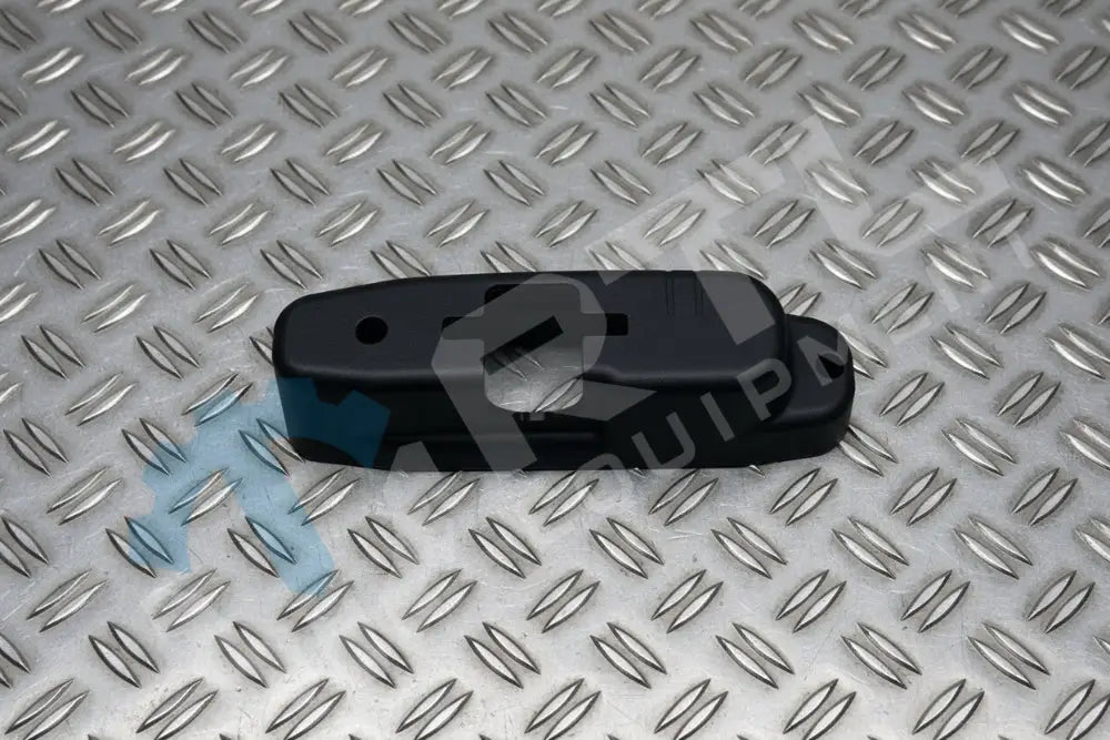 DEVELON COVER CATCH | PN 110508-38747B