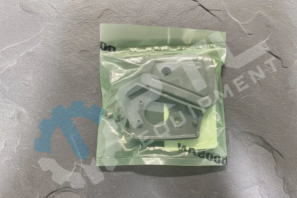 DEVELON COVER SAFETY LEVER | PN 110508-15900