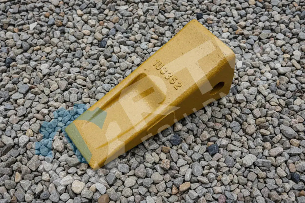DEVELON DIRT TOOTH 1U3352 | PN 940301-02460