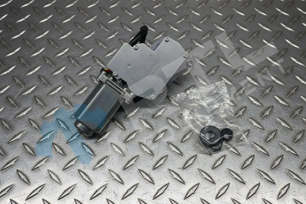 DEVELON REAR WIPER MOTOR | PN 300512-00060