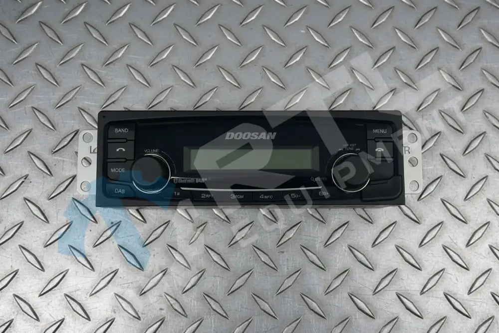 DEVELON STEREO DAB AUDIO | PN 300654-00133