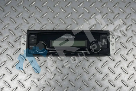 DEVELON STEREO DAB AUDIO | PN 300654-00133