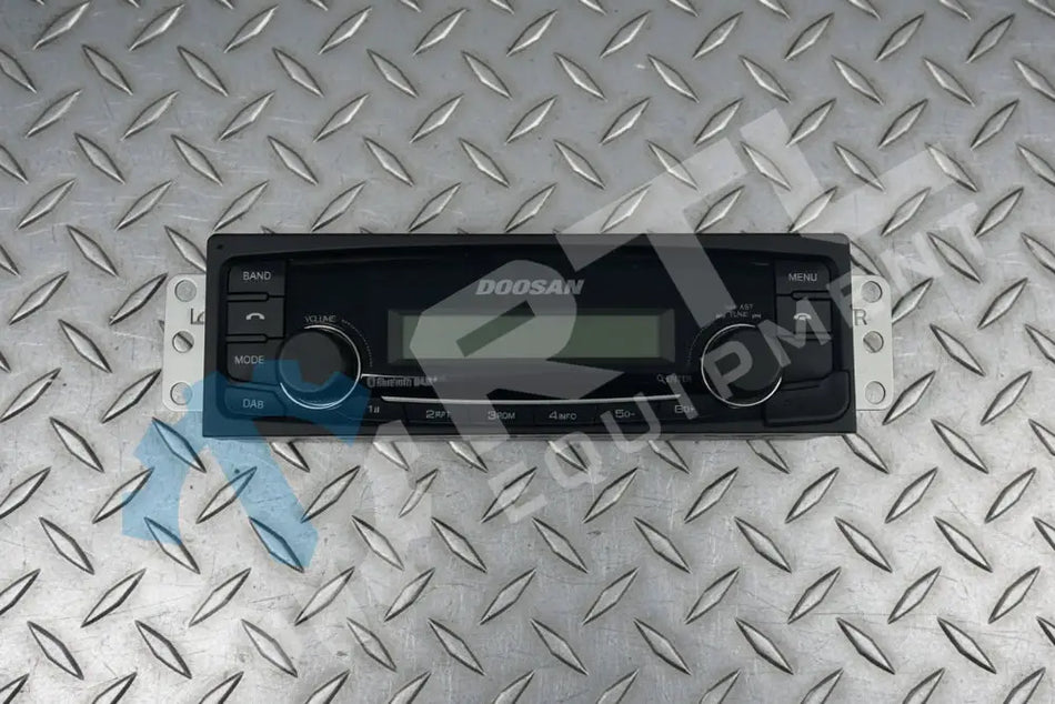 DEVELON STEREO DAB AUDIO | PN 300654-00133