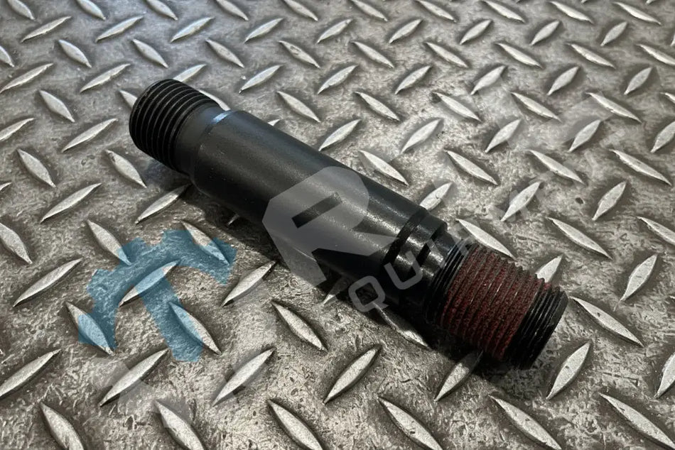 DEVELON STUD | PN 120408-00126