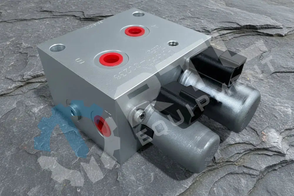 DEVELON VALVE PILOT EPPR & SOL. | PN 410111-00236