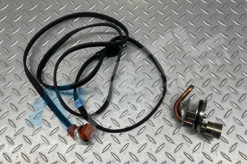Engine Heater - 1000W 120V 50mm Plug (Hino) | PN 3500018