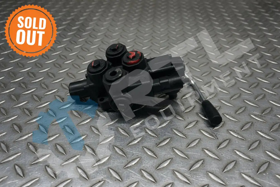POWERSCREEN SD14 CONTROL VALVE C/W BENT LEVER | PN 12090363